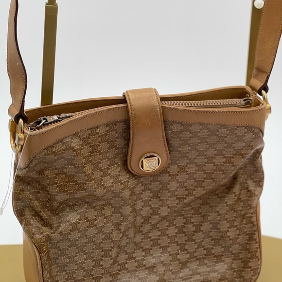 Celine Classic Brown and Tan Shoulder Bag - Picture 1 of 3